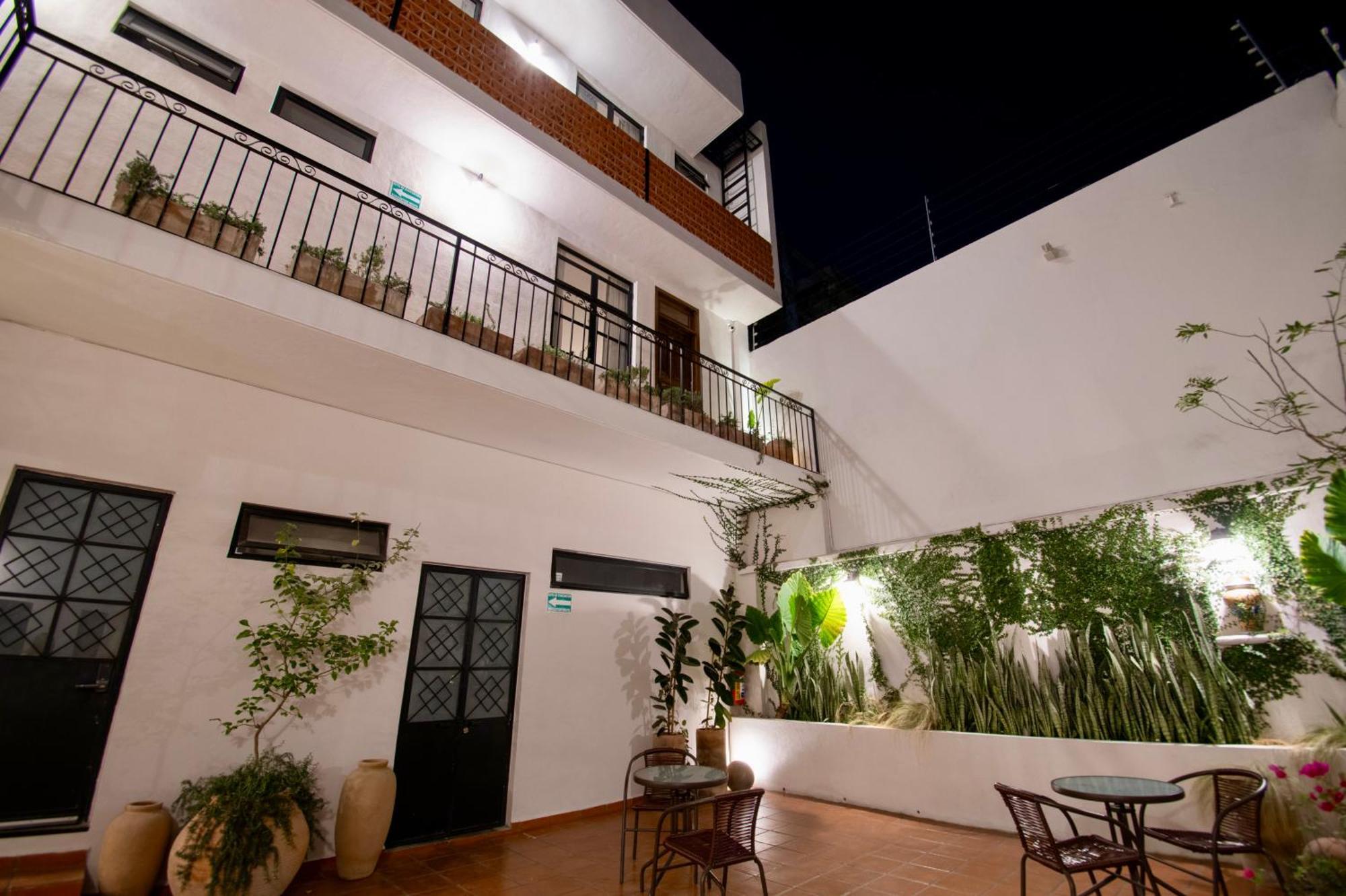 Casa Irake Otel Guadalajara Dış mekan fotoğraf